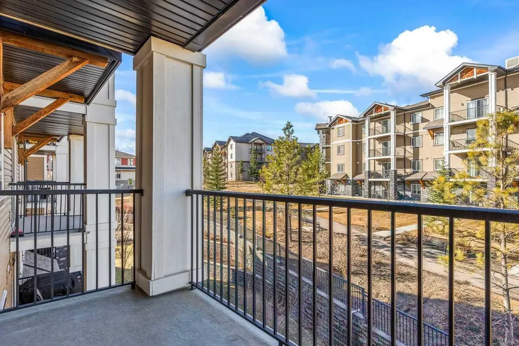 175 Panatella Hill NW Calgary AB T3K 0V9