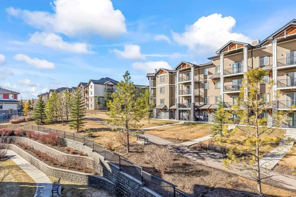 175 Panatella Hill NW Calgary AB T3K 0V9