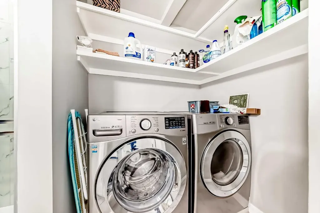 6403 35 Avenue NW Calgary AB T3B1S5