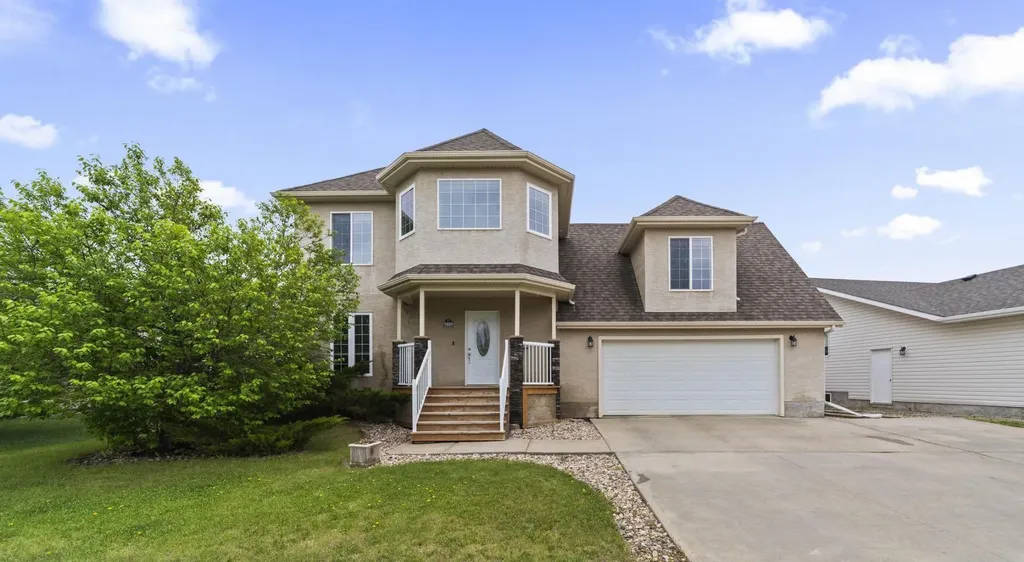 5809 28 Avenue Camrose AB T4V 1P8
