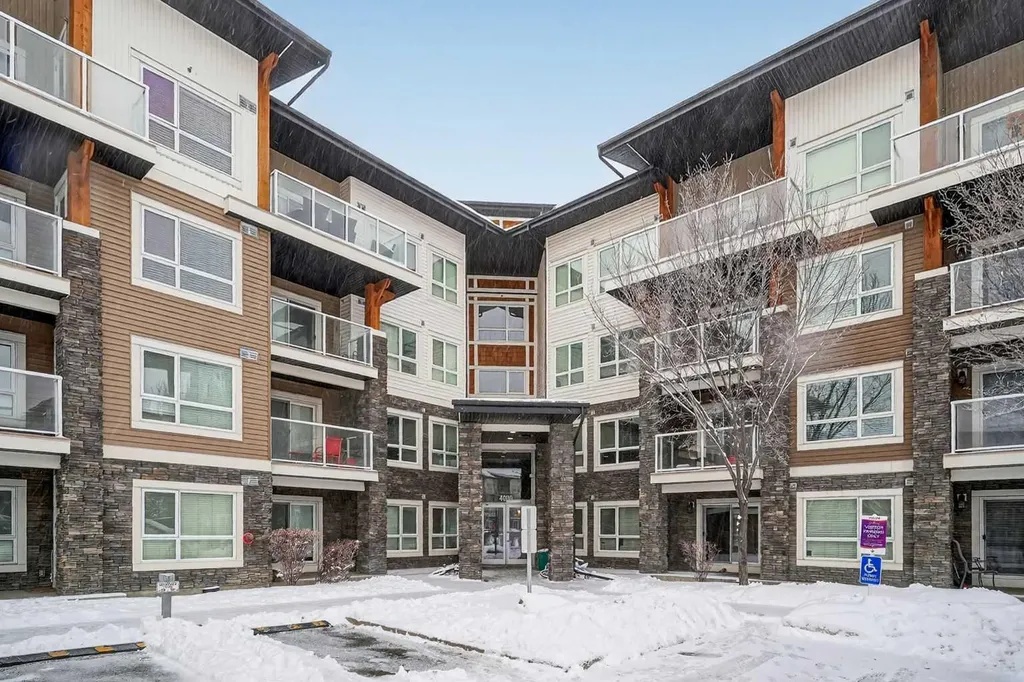 240 Skyview Ranch Road NE Calgary AB T3N 0P4
