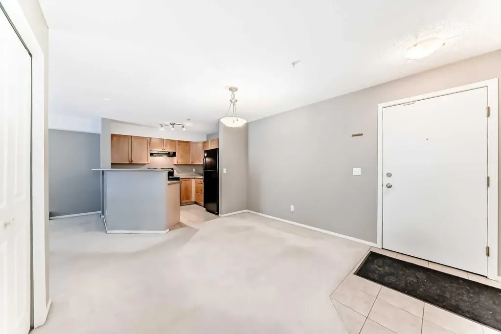 2518 Fish Creek Boulevard SW Calgary AB T2Y4T6
