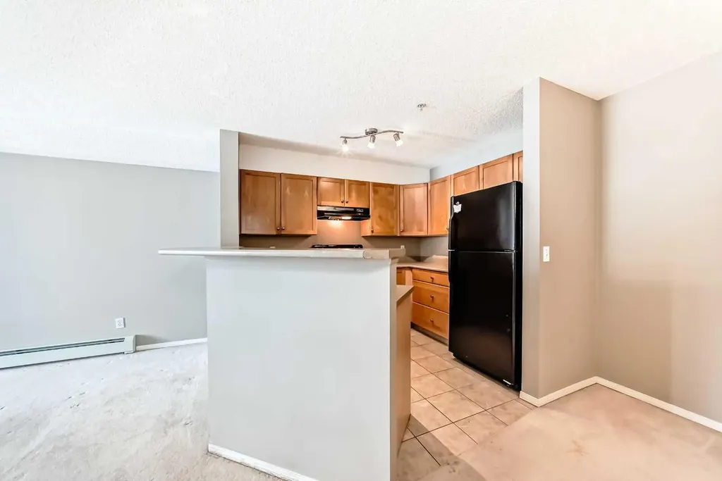 2518 Fish Creek Boulevard SW Calgary AB T2Y4T6