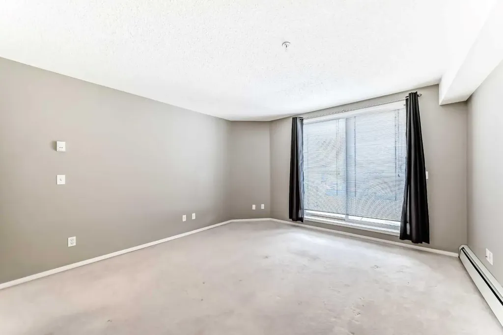 2518 Fish Creek Boulevard SW Calgary AB T2Y4T6