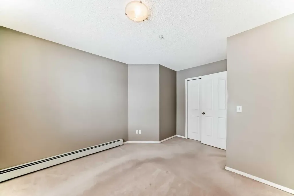 2518 Fish Creek Boulevard SW Calgary AB T2Y4T6