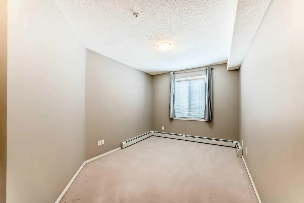 2518 Fish Creek Boulevard SW Calgary AB T2Y4T6
