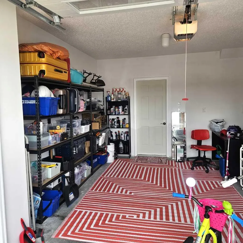 4322 18 Avenue Edson AB T7E 0C1