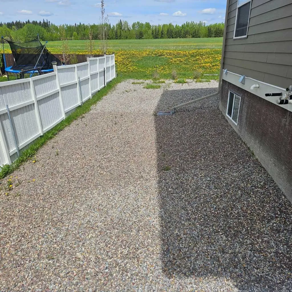 4322 18 Avenue Edson AB T7E 0C1