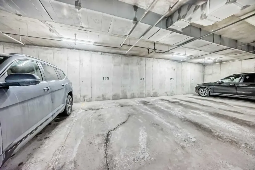 950 Arbour Lake Road NW Calgary AB T3G 5B3