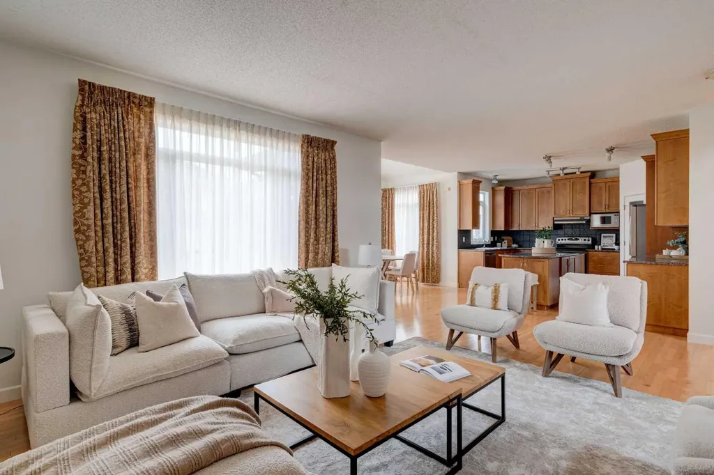 108 Tuscany Estates Close NW Calgary AB T3L 2Z7