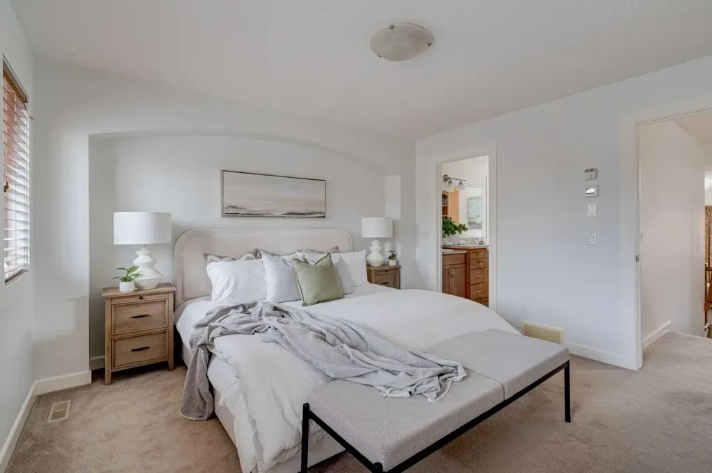 108 Tuscany Estates Close NW Calgary AB T3L 2Z7