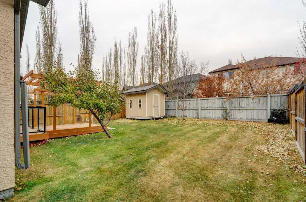 108 Tuscany Estates Close NW Calgary AB T3L 2Z7