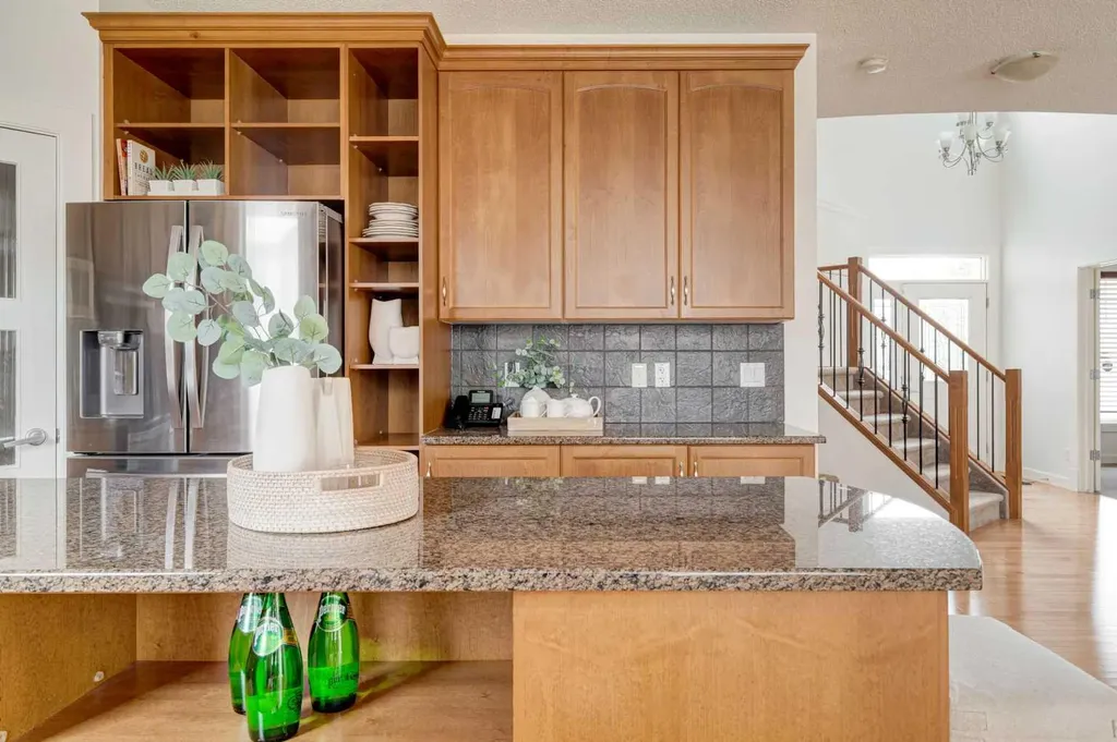 108 Tuscany Estates Close NW Calgary AB T3L 2Z7