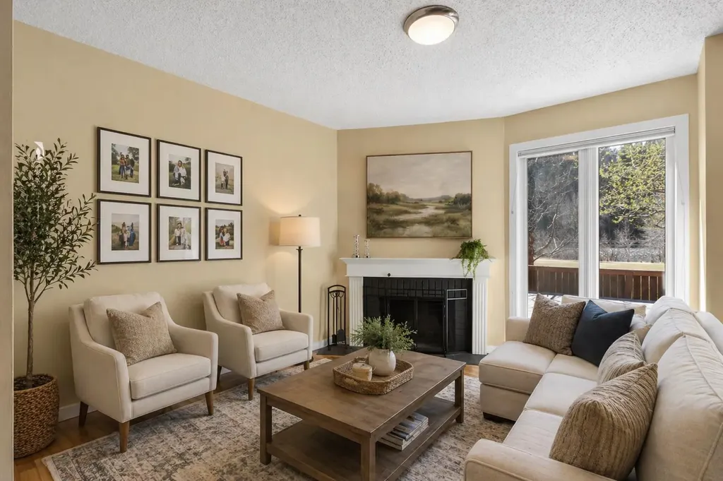 360 Point Mckay Gardens NW Calgary AB T3B4V8