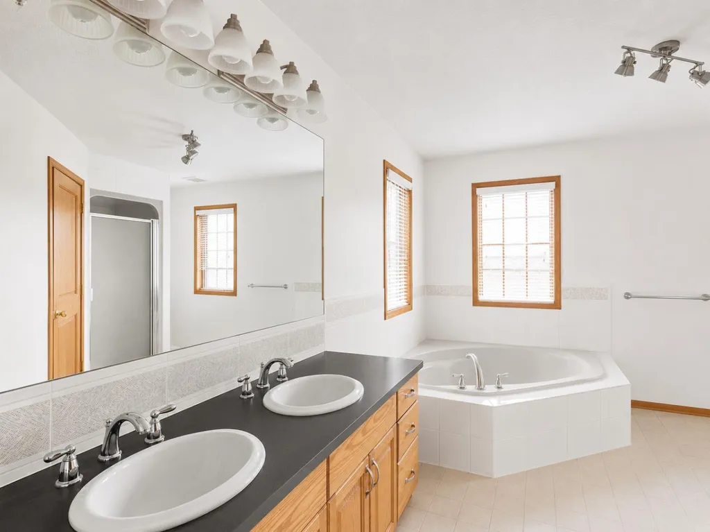 3216 Township Road 303 Road Rural Mountain View County AB T0M 0N0