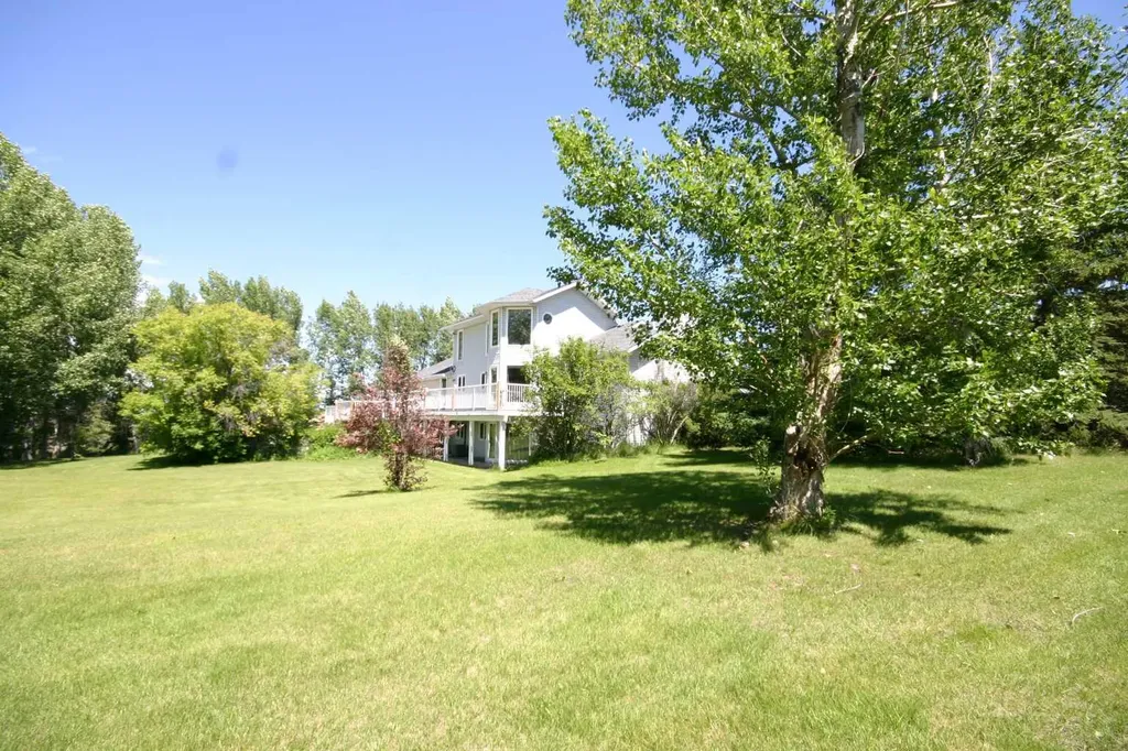 3216 Township Road 303 Road Rural Mountain View County AB T0M 0N0