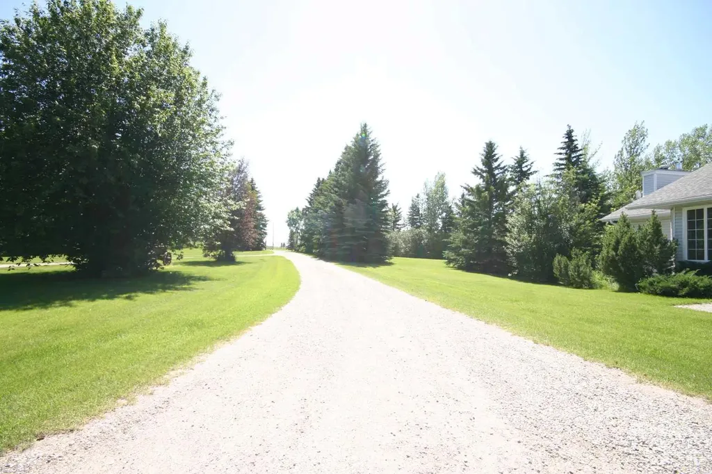 3216 Township Road 303 Road Rural Mountain View County AB T0M 0N0