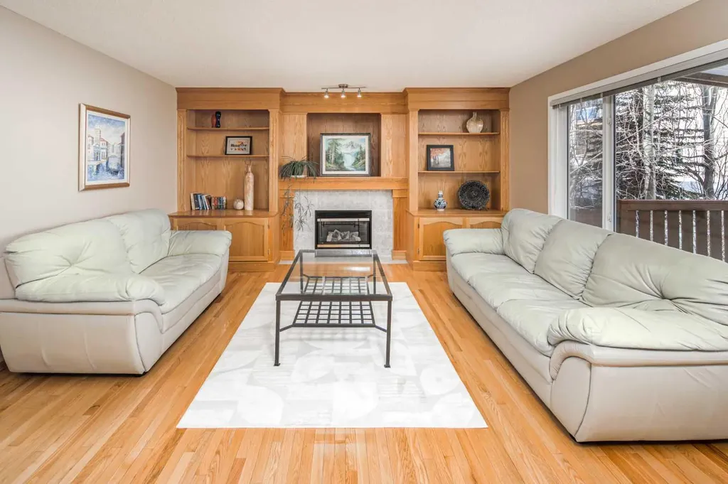 110 Hampstead Rise NW Calgary AB T3A 6B5