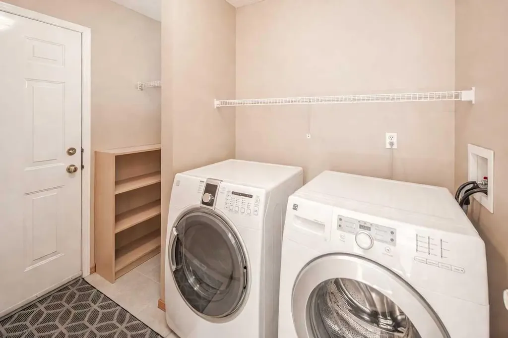 110 Hampstead Rise NW Calgary AB T3A 6B5