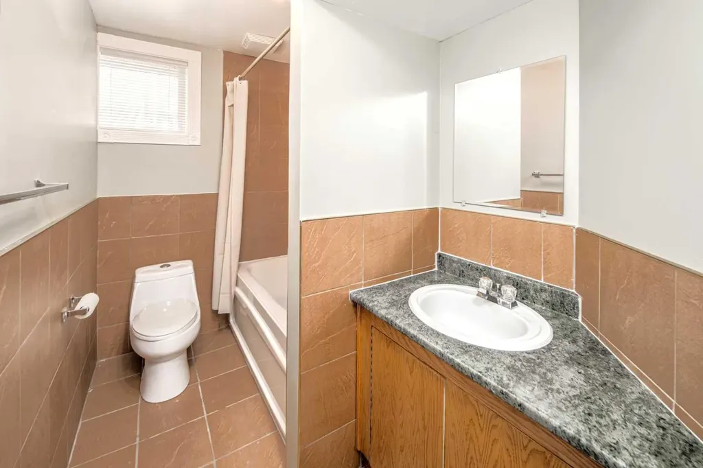 110 Hampstead Rise NW Calgary AB T3A 6B5
