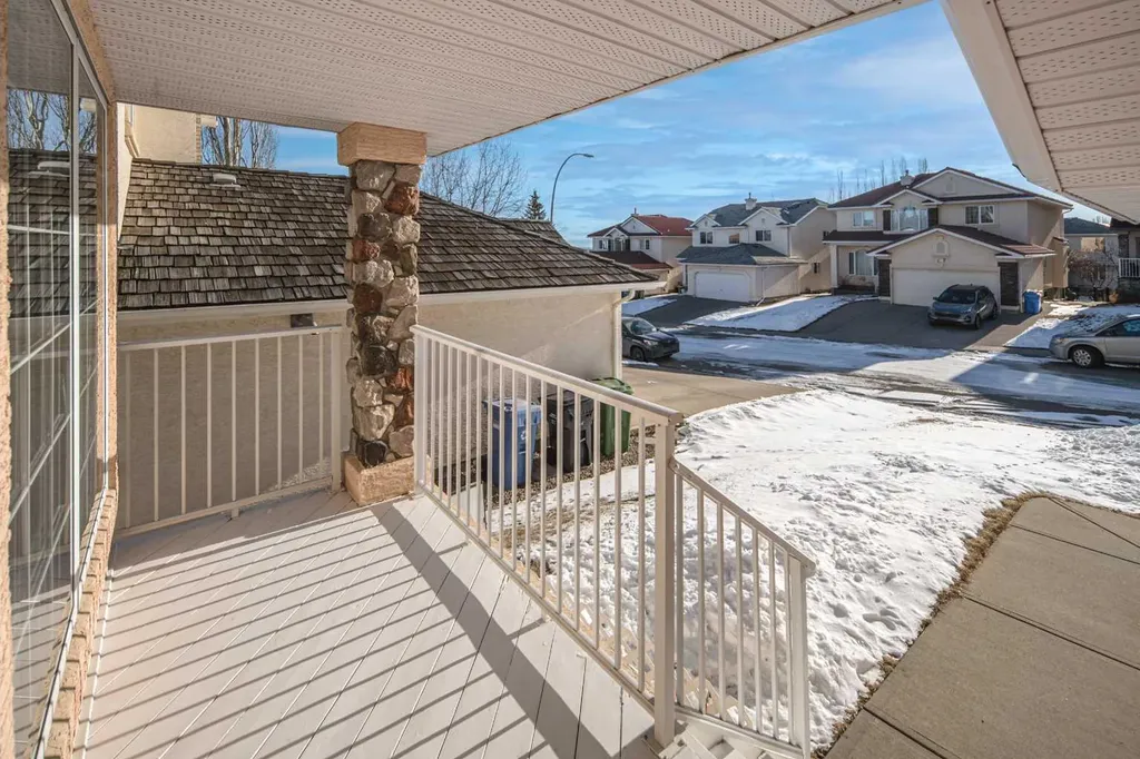 110 Hampstead Rise NW Calgary AB T3A 6B5