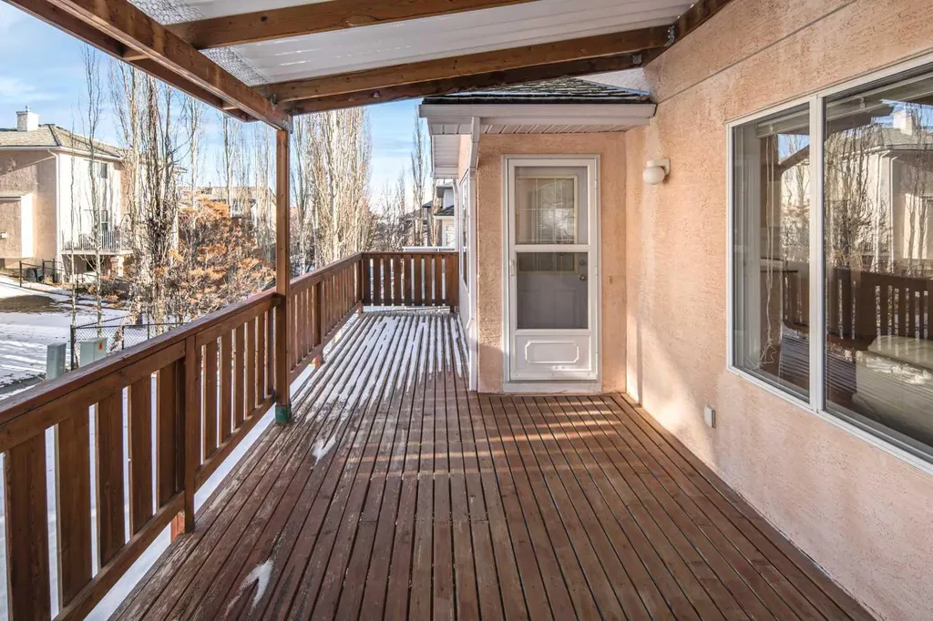 110 Hampstead Rise NW Calgary AB T3A 6B5