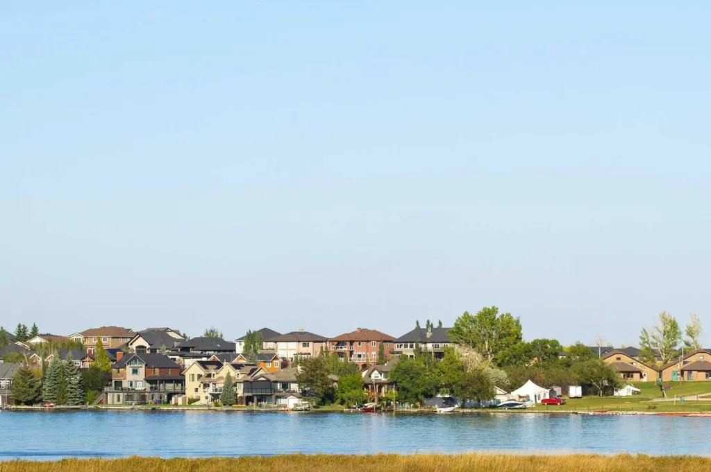 980 South Shore Terrace Chestermere AB T1X 3G2