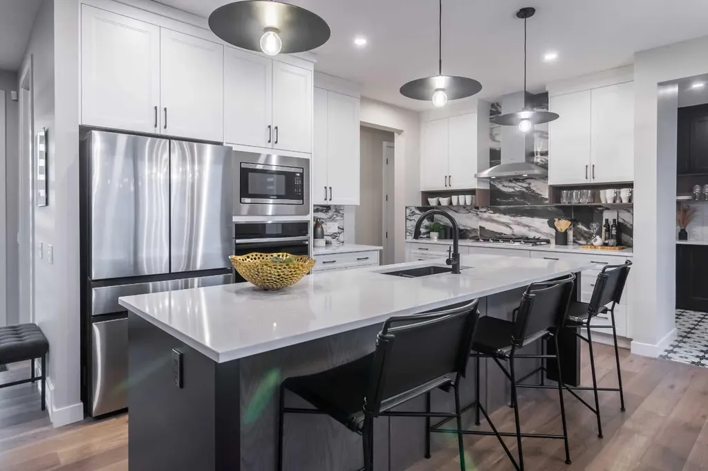 980 South Shore Terrace Chestermere AB T1X 3G2