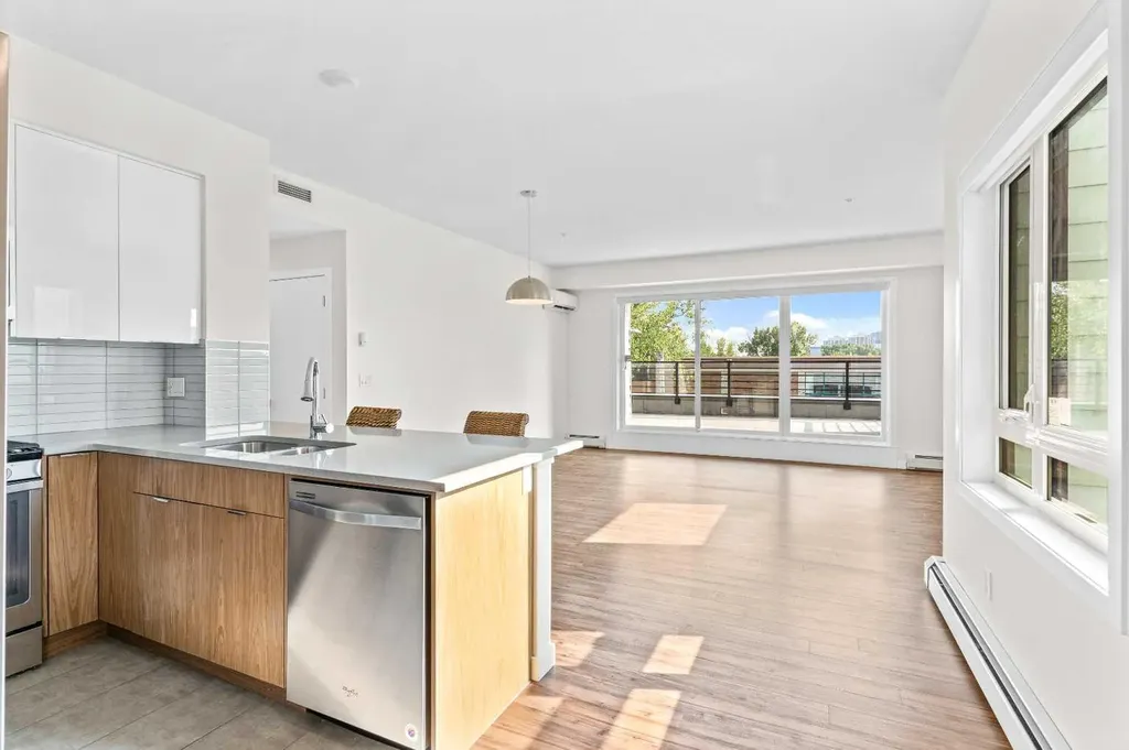 120 18 Avenue SW Calgary AB T2S3H5
