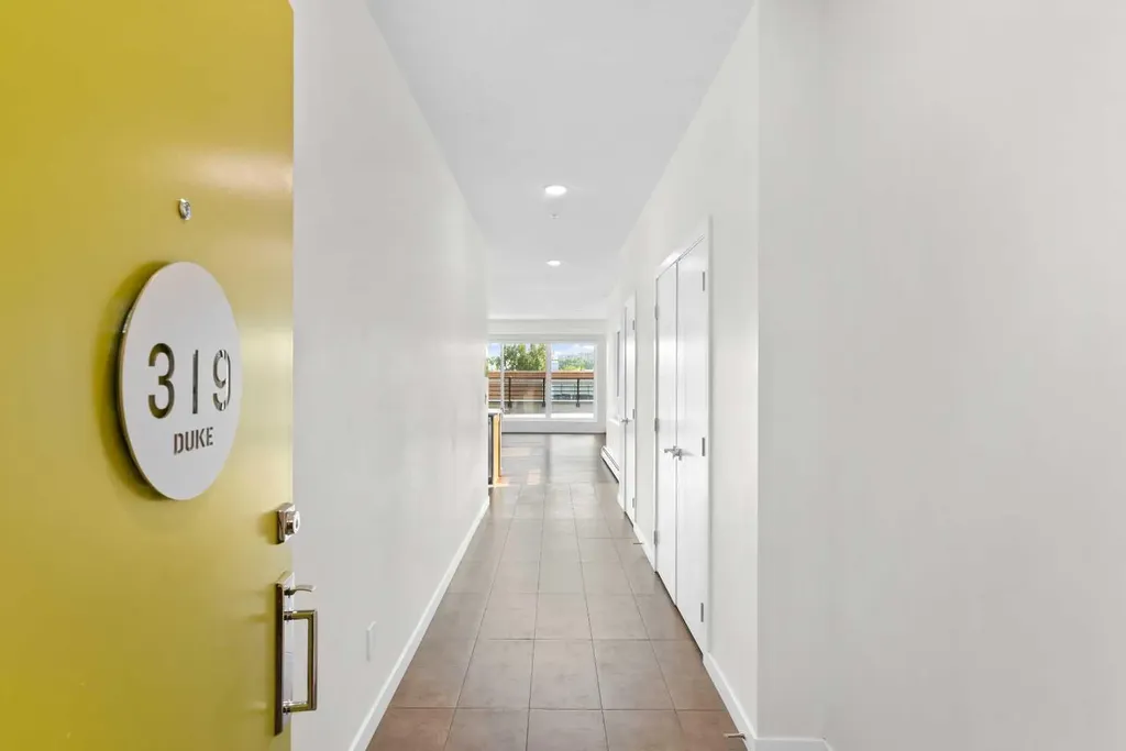 120 18 Avenue SW Calgary AB T2S3H5