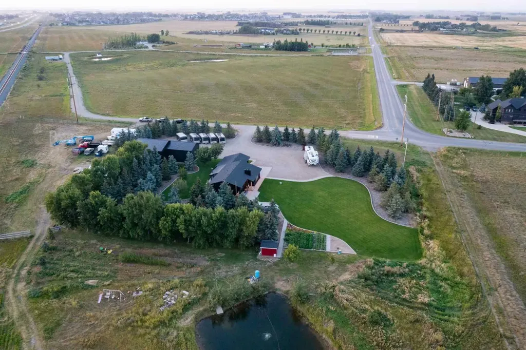 223001 Twp 9-2 Coalhurst AB T0L 0V0
