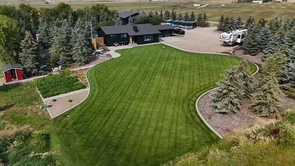 223001 Township Road 92 Rural Lethbridge County AB T0L 0V0