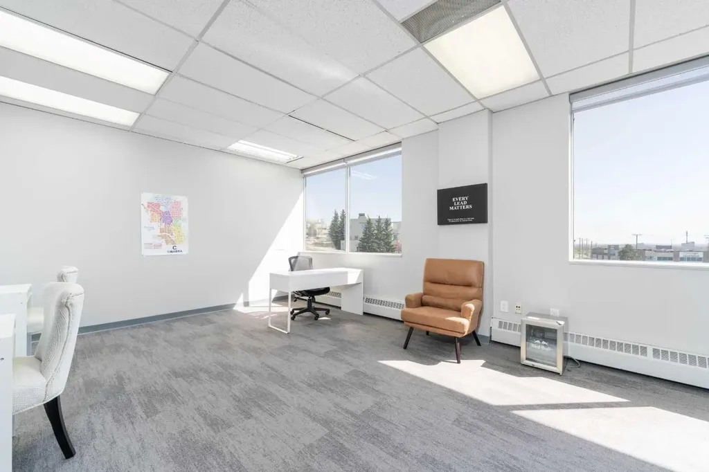 12 Manning Close NE Calgary AB T2E 7N6
