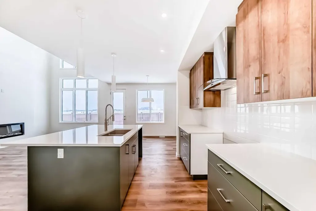 23 Bartlett Crescent SE Calgary AB T3S 0P5