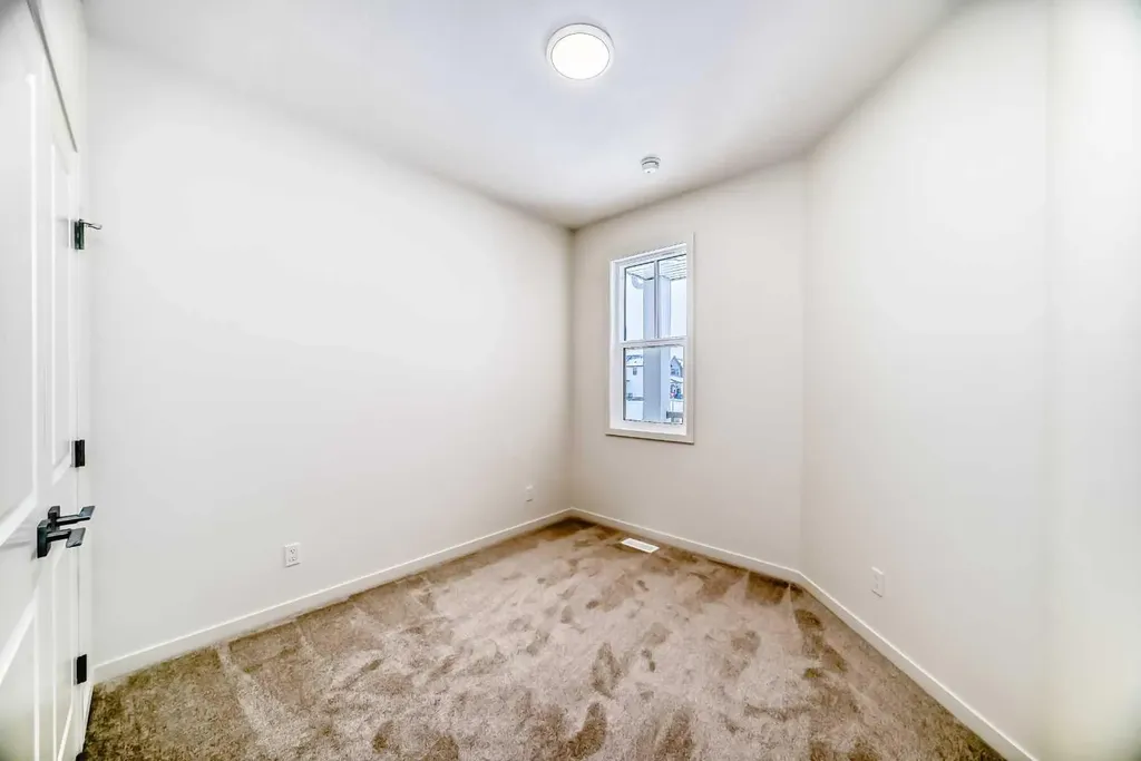 23 Bartlett Crescent SE Calgary AB T3S 0P5