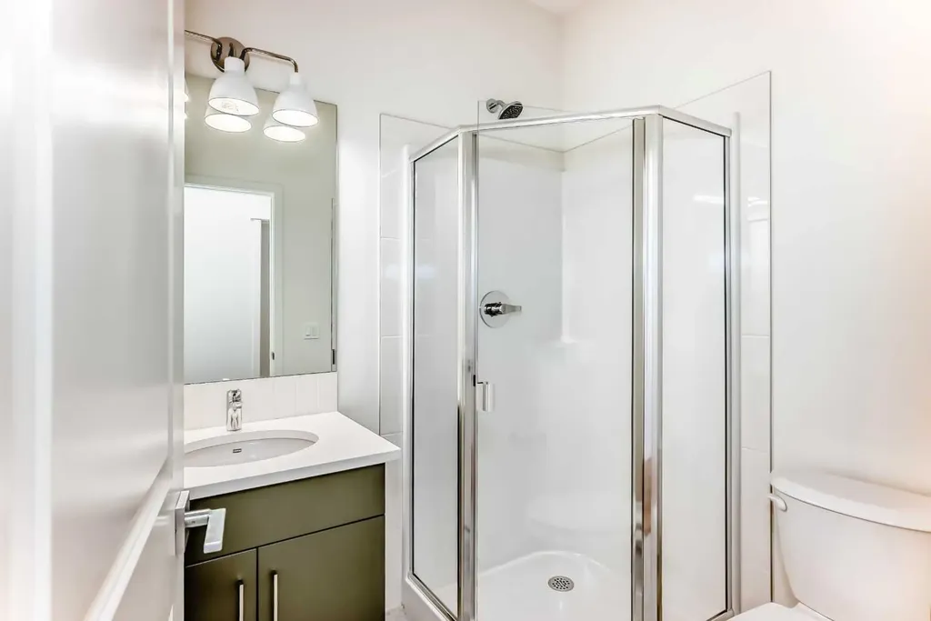 23 Bartlett Crescent SE Calgary AB T3S 0P5