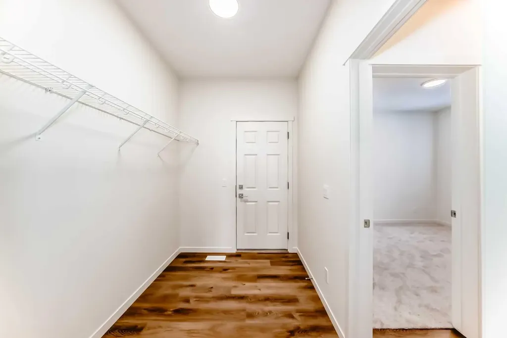 23 Bartlett Crescent SE Calgary AB T3S 0P5
