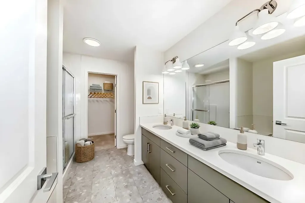 23 Bartlett Crescent SE Calgary AB T3S 0P5