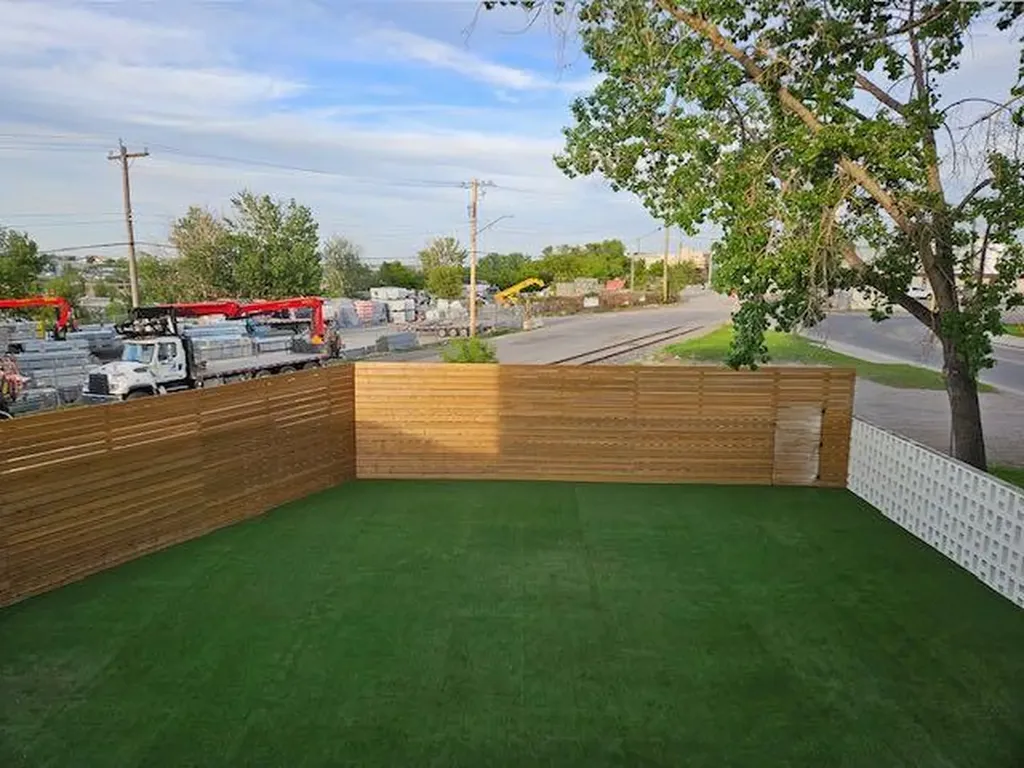 340 50 Avenue SE Calgary AB T2G 2B1