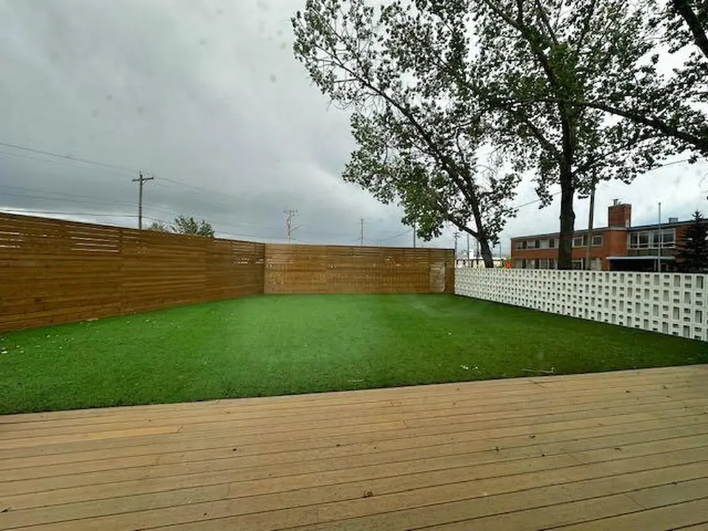 340 50 Avenue SE Calgary AB T2G 2B1