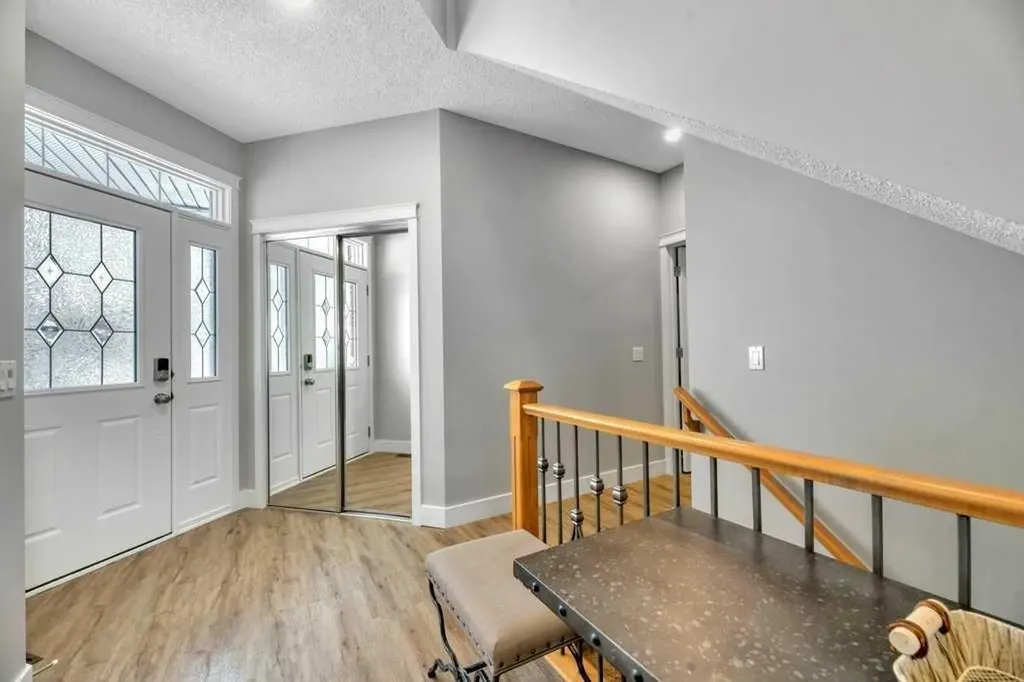 392 Rainbow Falls Way Chestermere AB T1X 1S6
