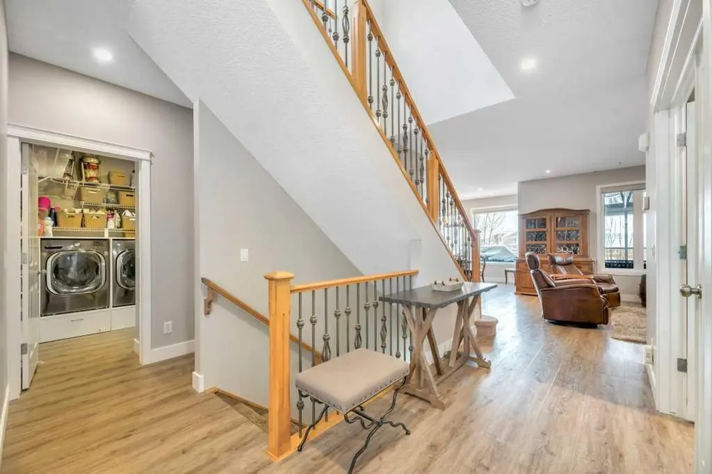 392 Rainbow Falls Way Chestermere AB T1X 1S6
