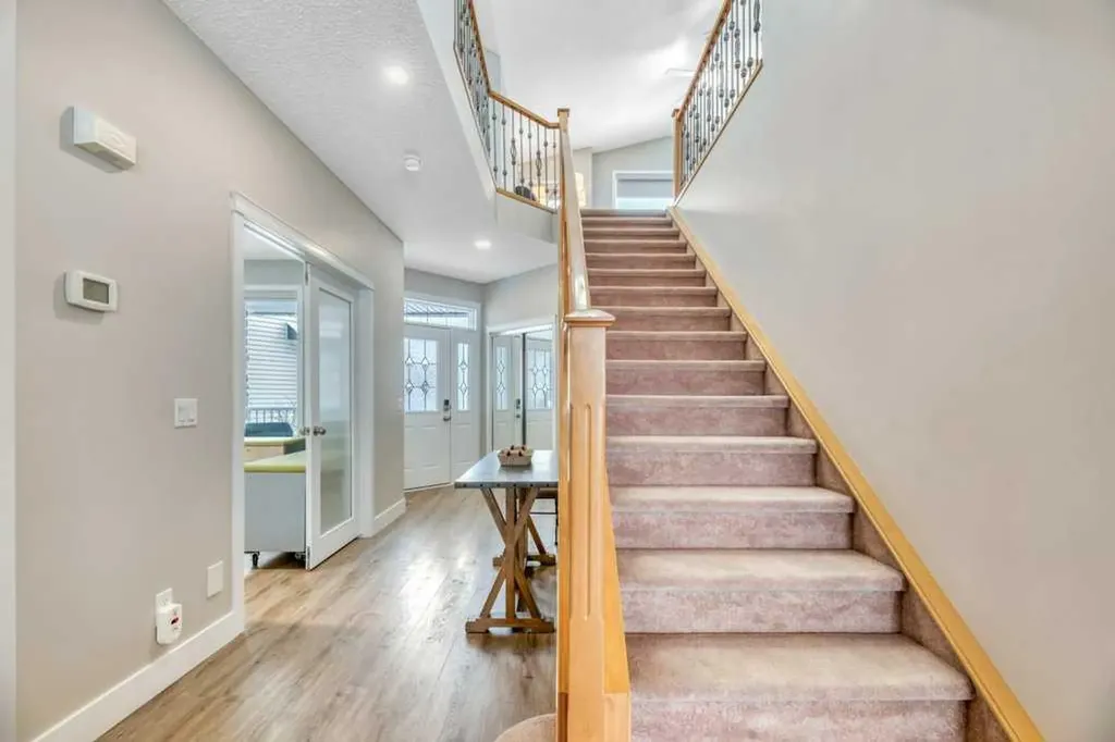 392 Rainbow Falls Way Chestermere AB T1X 1S6