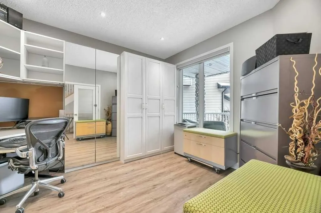 392 Rainbow Falls Way Chestermere AB T1X 1S6