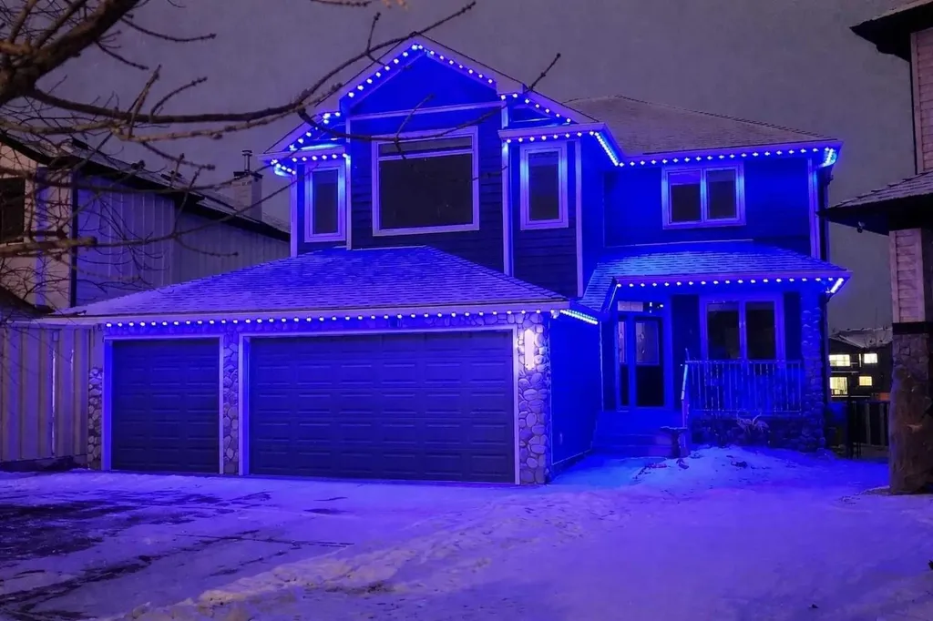 392 Rainbow Falls Way Chestermere AB T1X 1S6