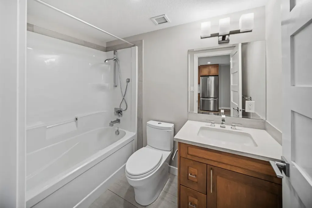810 7th Street Canmore AB T1W 0N4