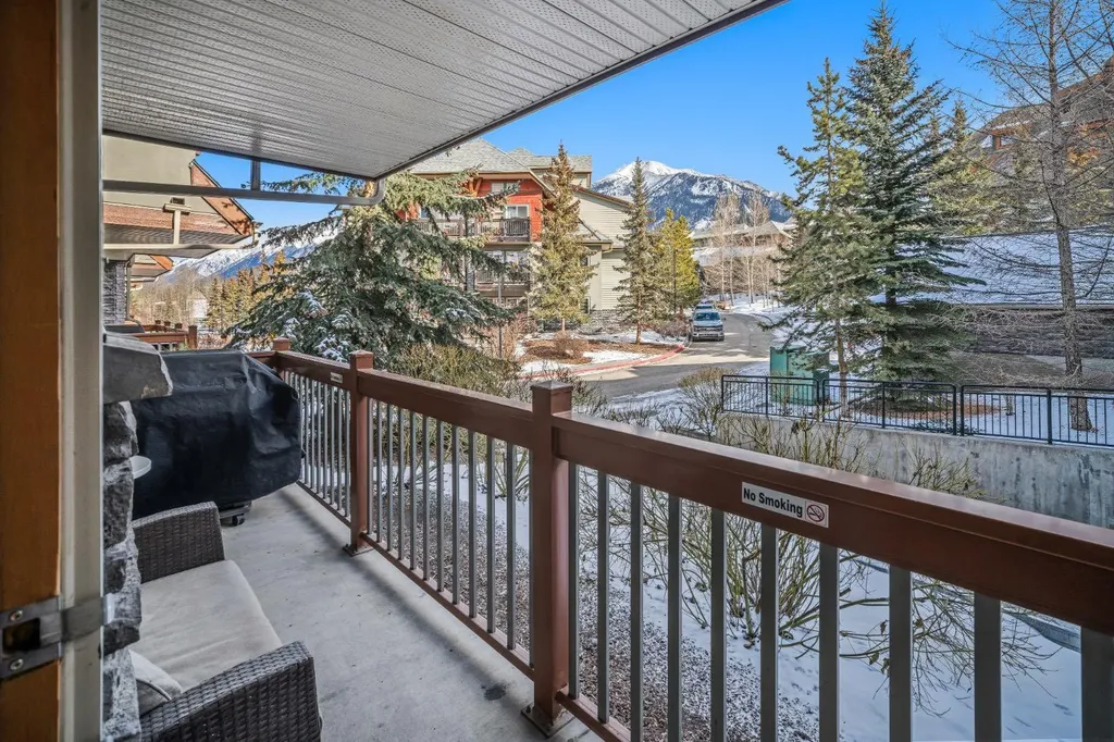 101 Montane Road Canmore AB T1W 0G2