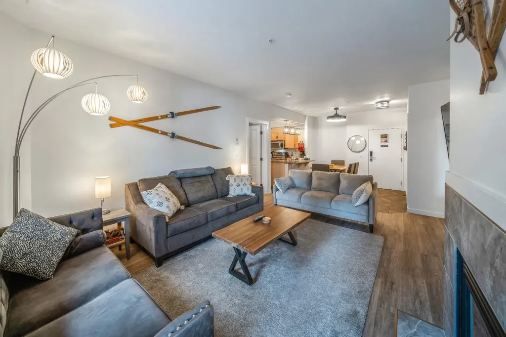 101 Montane Road Canmore AB T1W 0G2