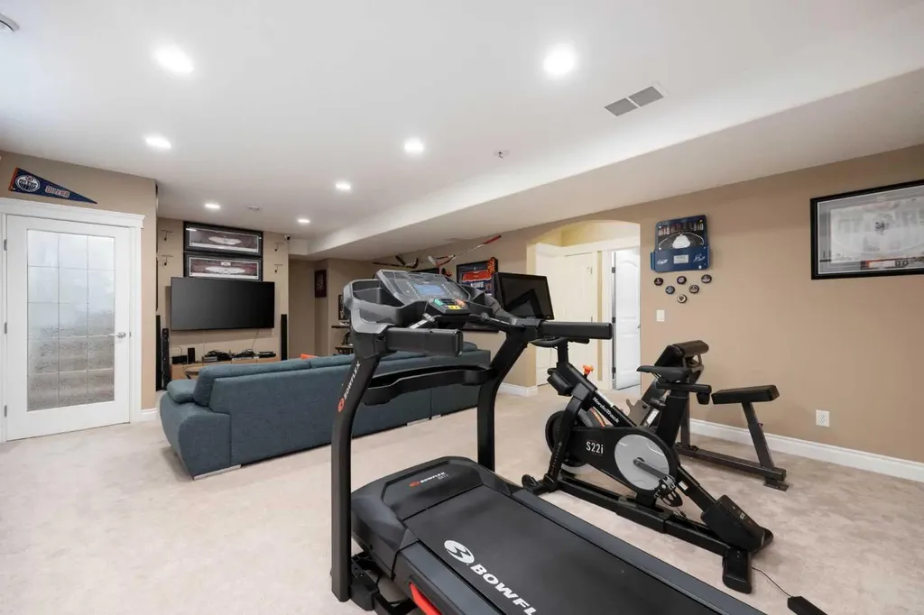 212 Sandpiper Road Fort Mcmurray AB T9K 0K7