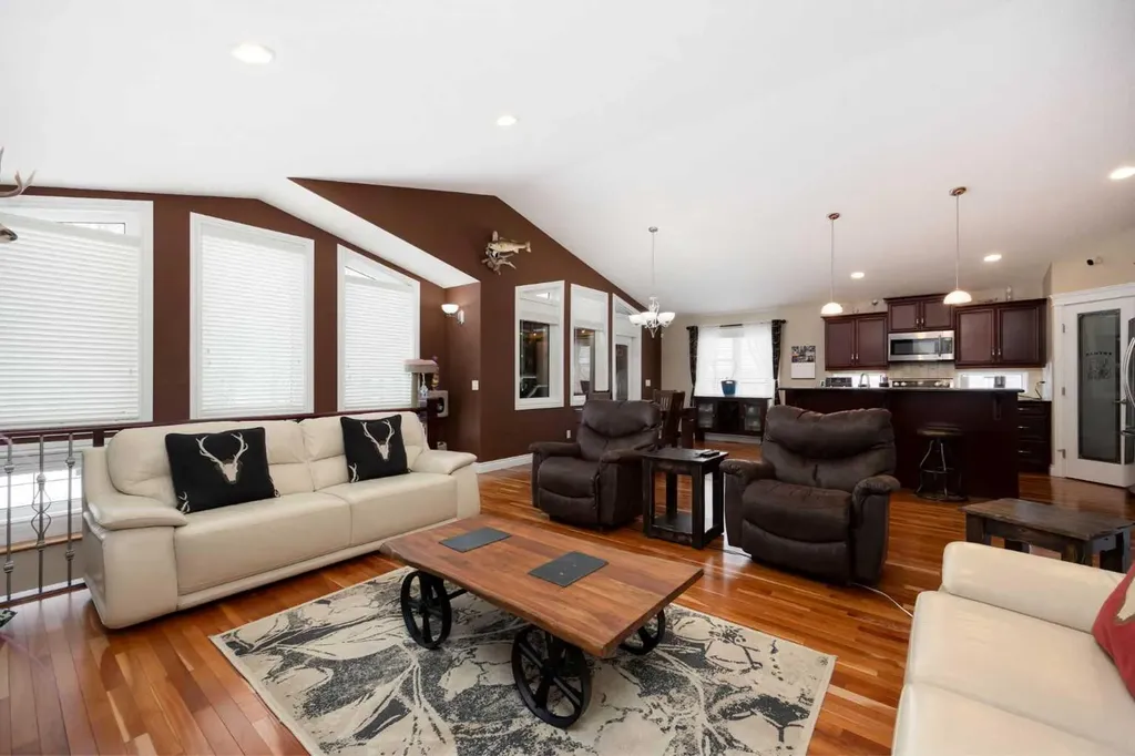 212 Sandpiper Road Fort Mcmurray AB T9K 0K7
